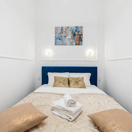 Apartment Nowowiejskiego Downtown Deluxe By Bookinghost *